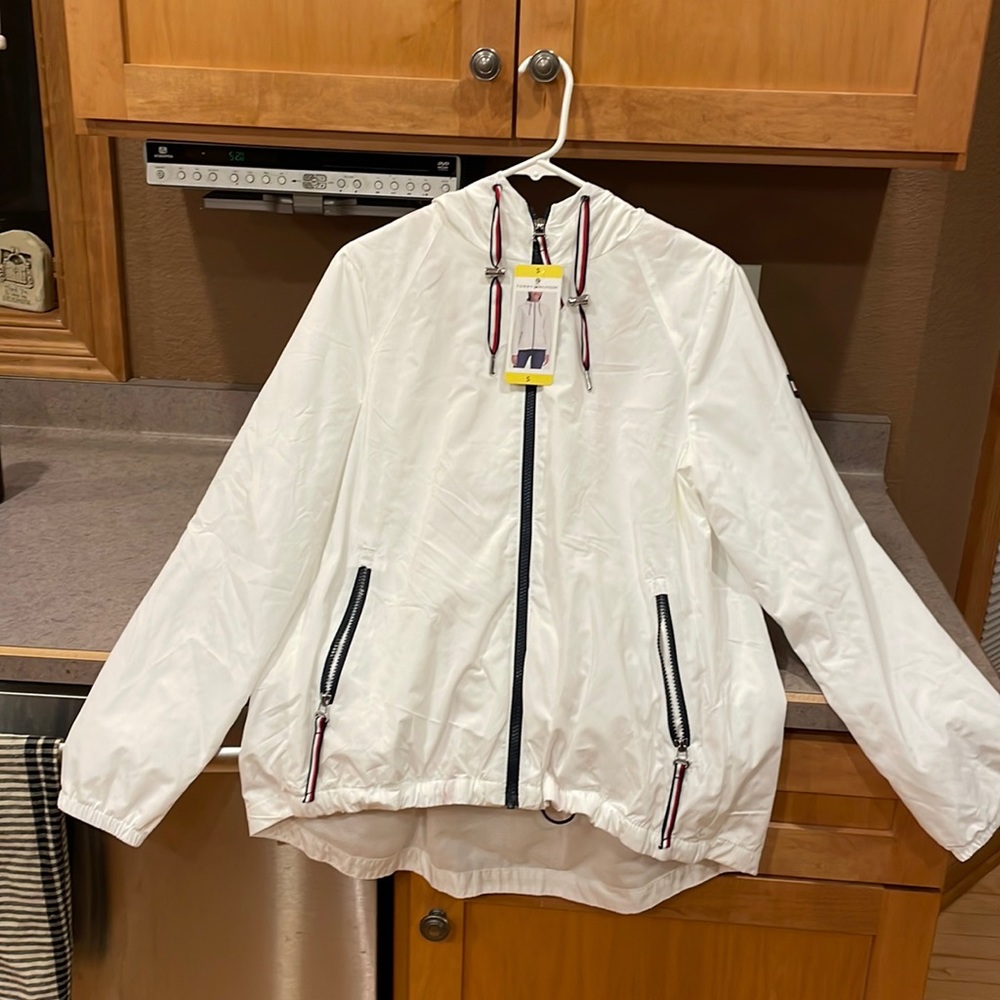 Tommy Hilfiger White Windbreaker size Small NWT